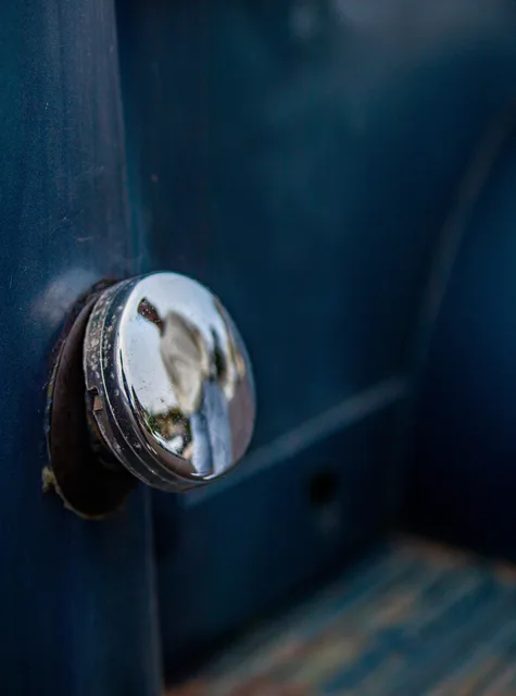 chrome gas cap, old blue paint